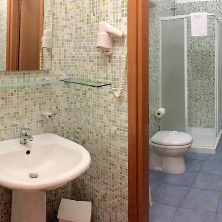 Francis Sul Mare Apartment *