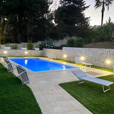 Francis Sul Mare Apartment